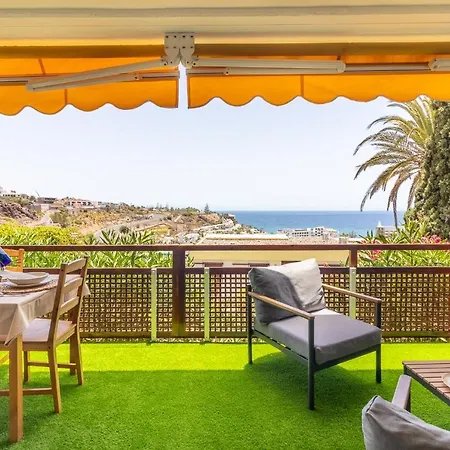 Increible Terraza Con Vistas Al Mar En Apartamento *